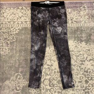 SOFFE Leggings